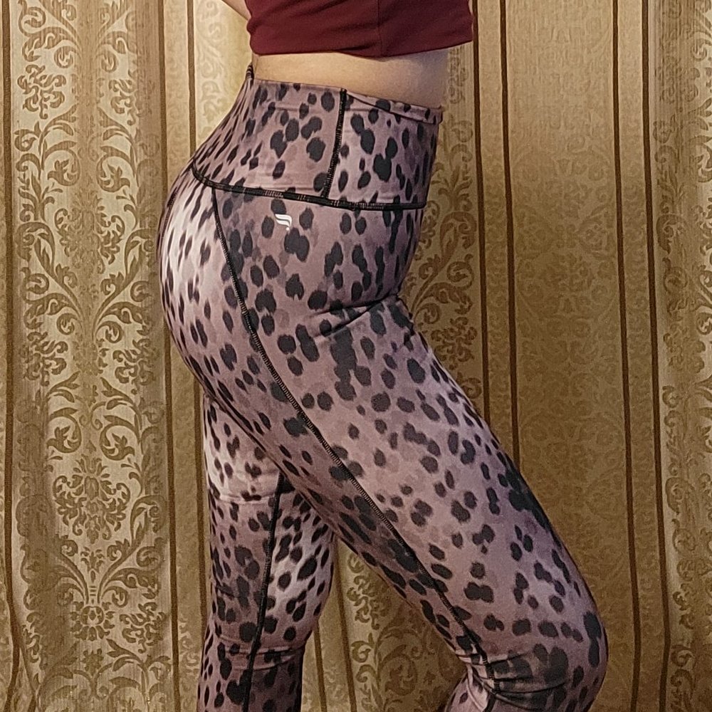 Fabletics Leggings - Picture 5 of 8